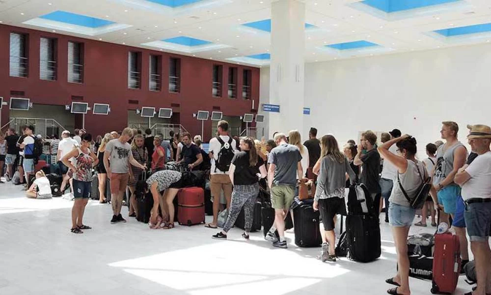 Κρήτη: Υποδέχεται τους πρώτους τουρίστες της